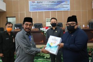 DPRD Boltim Paripurna Ranperda Pertanggungjawaban APBD 2019