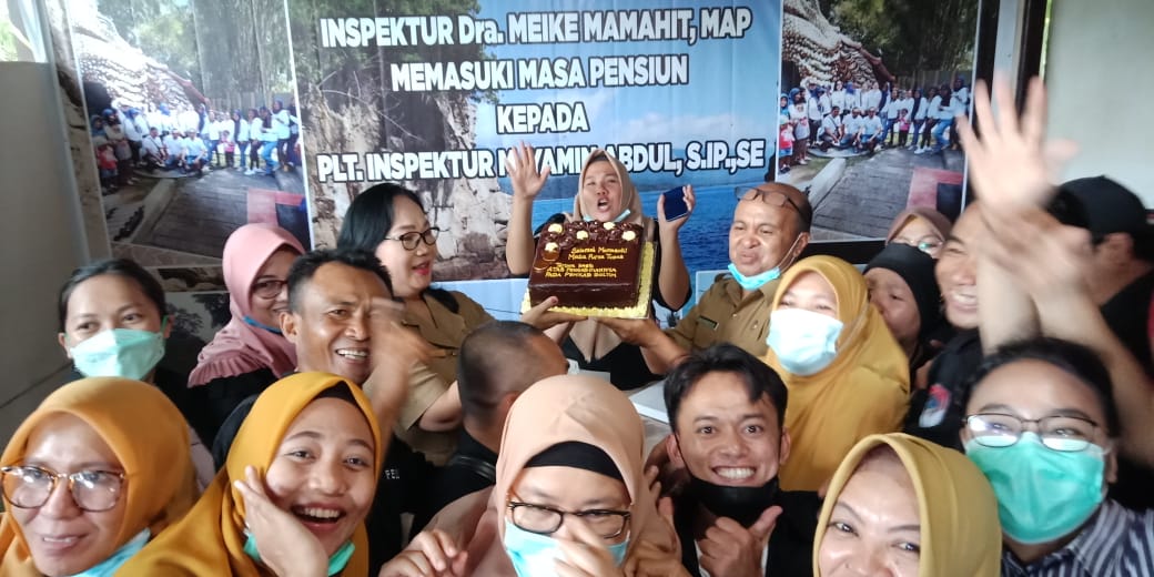 Linangan Air Mata Warnai Acara Purna Bakti Inspektur Meike Mamahit