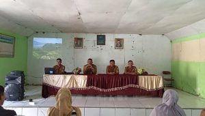 DPMD Boltim Dampingi Penginputan Dan Update Data Profil Menuju Desa Tangguh