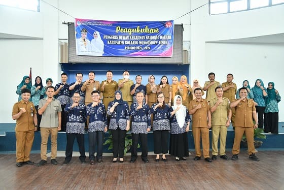 Ny. Seska Ervina Budiman Mengukuhkan Pengurus Dekranasda Periode 2021 – 2024