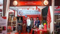 Hadiri HUT Dekranasda, Harapan ketua Seska Ervina Pemkab Boltim Berkomitmen Dorong Industri Batik Berkembang di Daerah