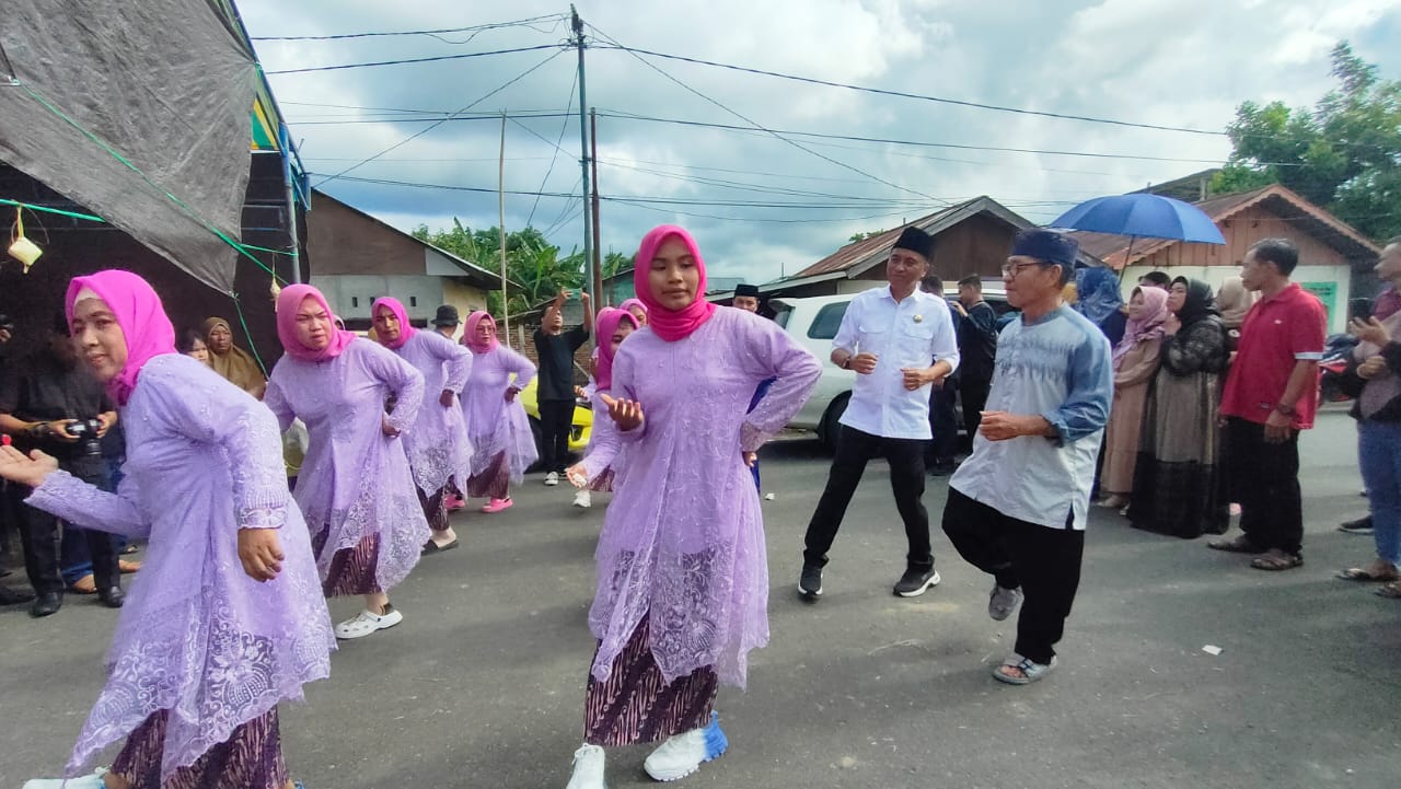 Hadiri Halal Bi Halal di Kecamatan Tutuyan, Bupati Boltim Sam Sachrul Bahagia 