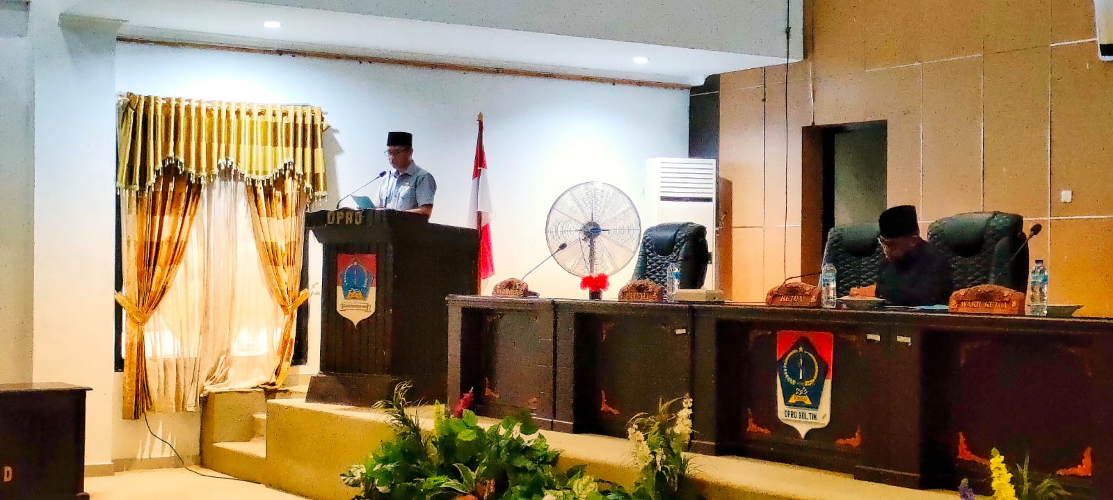 Bupati Sam Sachrul Mamonto Menyampaikan LKPj Tahun 2023 di Rapat Paripurna DPRD