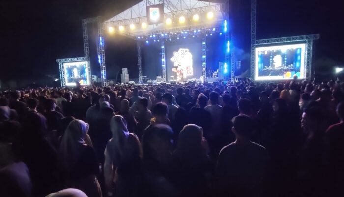 Masyarakat Boltim Padati Festival Kabela 2024 di Kotabunan, Bupati SSM Disambut Antusias 