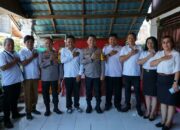 Jadi Warga Baru, Kapolda Sulut Irjen Pol Roycke Harry Langie Silaturahmi ke Rumah Kepala Lingkungan 1 Sario, Manado
