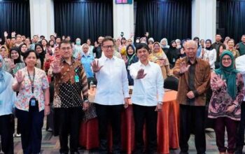 Kemenkes RI Perkuat Upaya Eliminasi TB Lewat Buku Panduan dan Lembar Balik