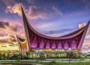 Masjid Raya Sumatera Barat: Ikon Islam Modern di Ranah Minang