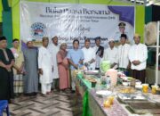 Menguatkan Ukhuwah, Topan 08 dan Ketua DMI Boltim Berbagi Kasih Imam dan Lansia di Akhir Ramadhan